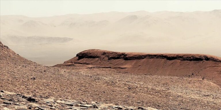 nasa-marsin-daglarindan-yeni-goruntuler-paylasti-sVGuDXyD.jpg
